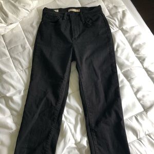 Black Levi straight cut jeans